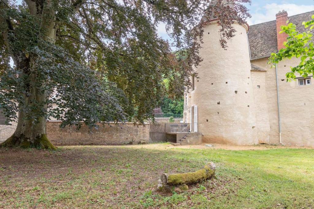 Cabana & Le Gite De La Tour - Proche Macon Nord Lugny Exterior photo